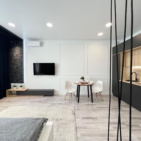 Апартаменты Lux Pavlodar Exteriör bild