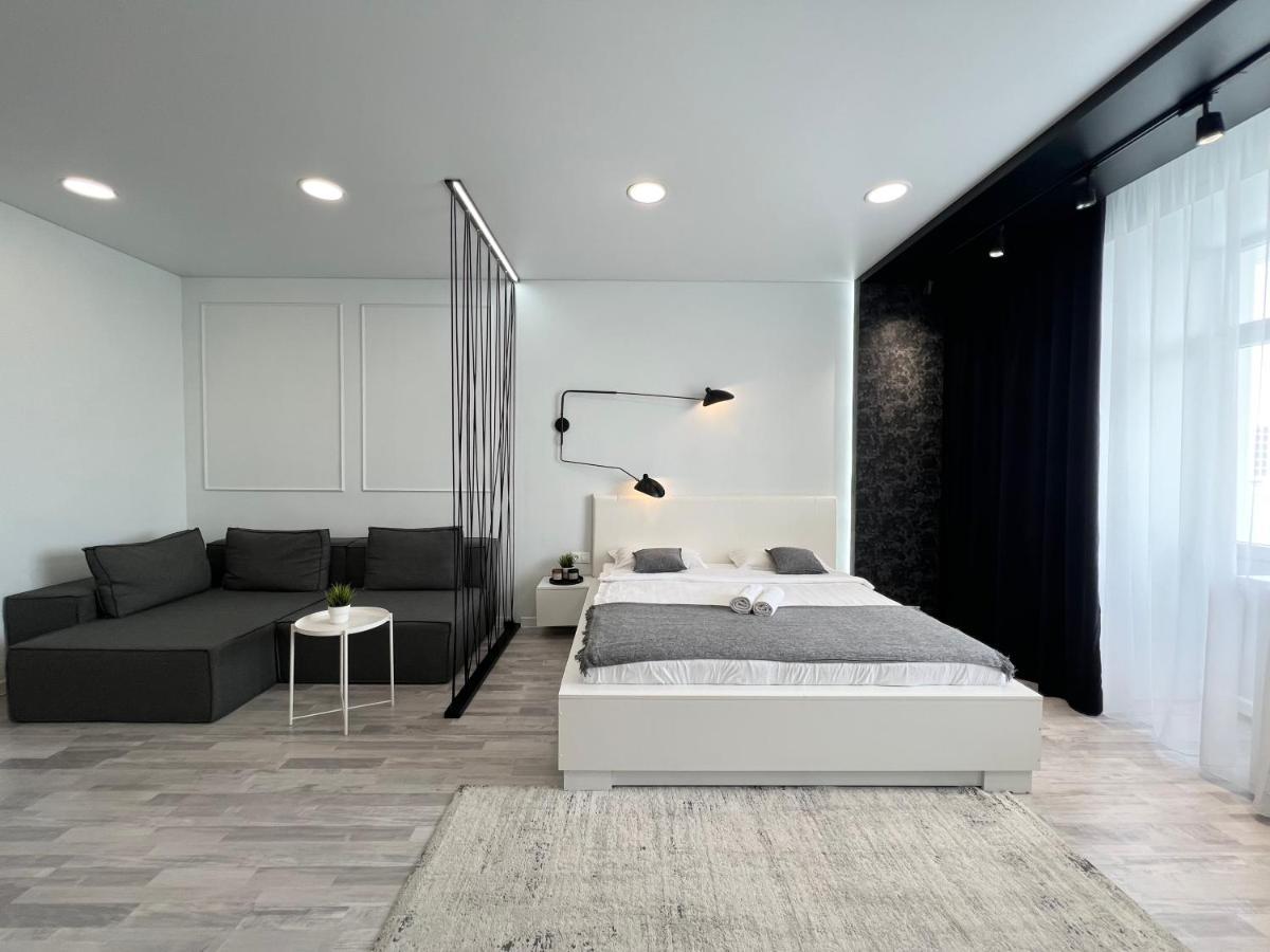 Апартаменты Lux Pavlodar Exteriör bild