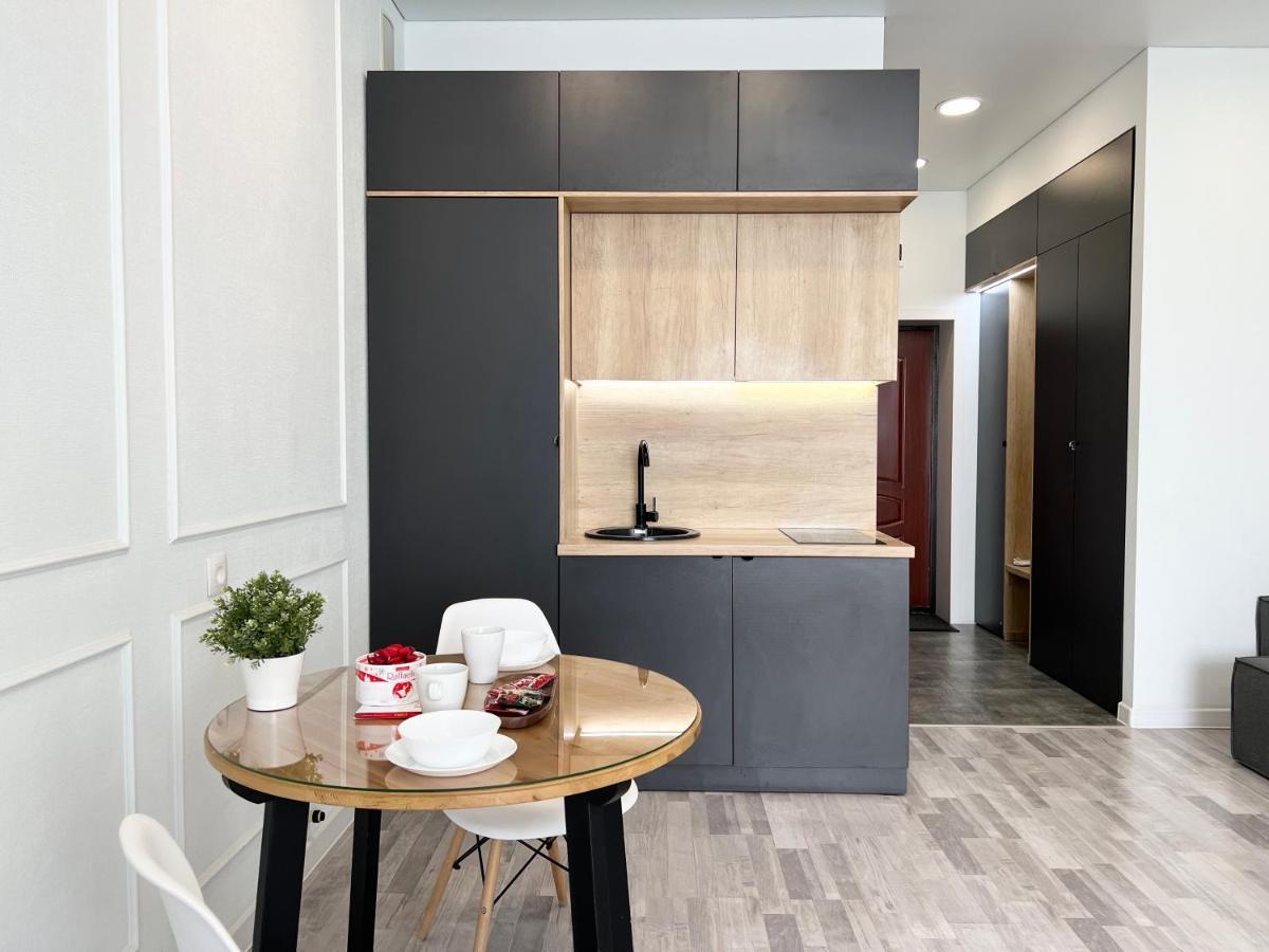 Апартаменты Lux Pavlodar Exteriör bild
